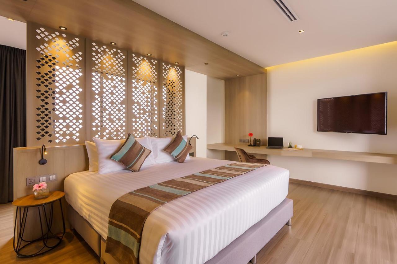 Fifth Pattaya Jomtien By Shiwalai Int Hotel Exterior photo Deluxe Room