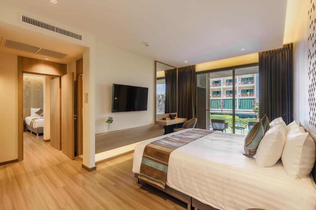 Fifth Pattaya Jomtien By Shiwalai Int Hotel Exterior photo Deluxe Family Suite