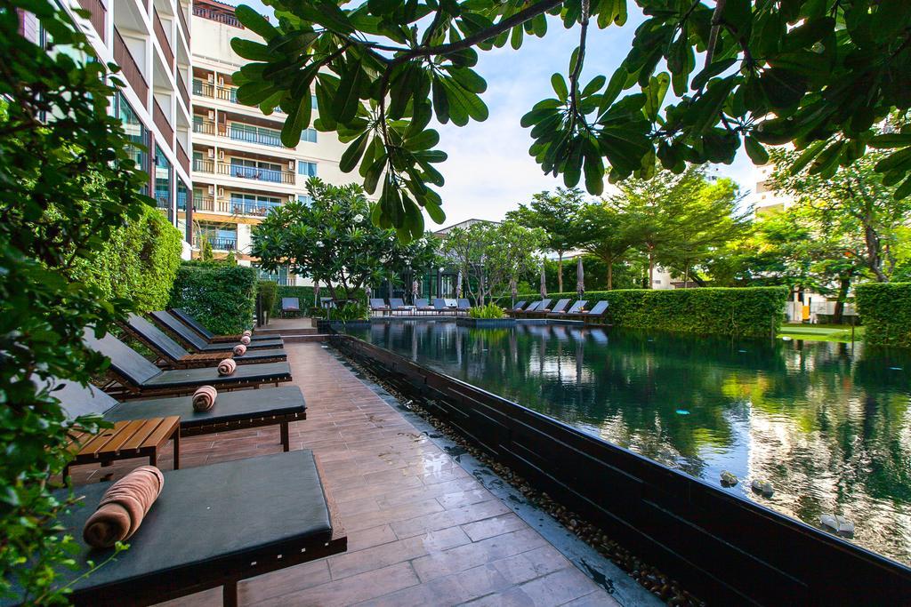 Fifth Pattaya Jomtien By Shiwalai Int Hotel Exterior photo The pool at the U Sathorn